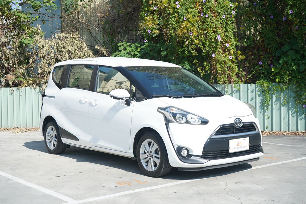 Toyota 2017 Sienta 5人座 1.8豪華2