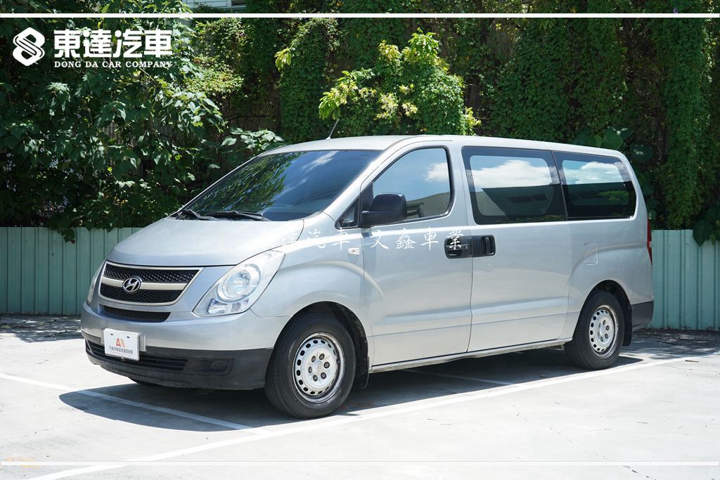 HYUNDAI 2013 STAREX 2.5 九人座