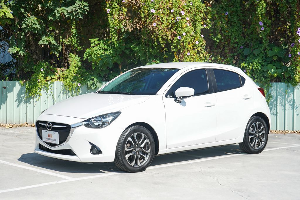 2016 Mazda 2 1.5尊貴型0