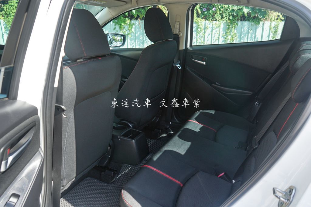 2016 Mazda 2 1.5尊貴型10