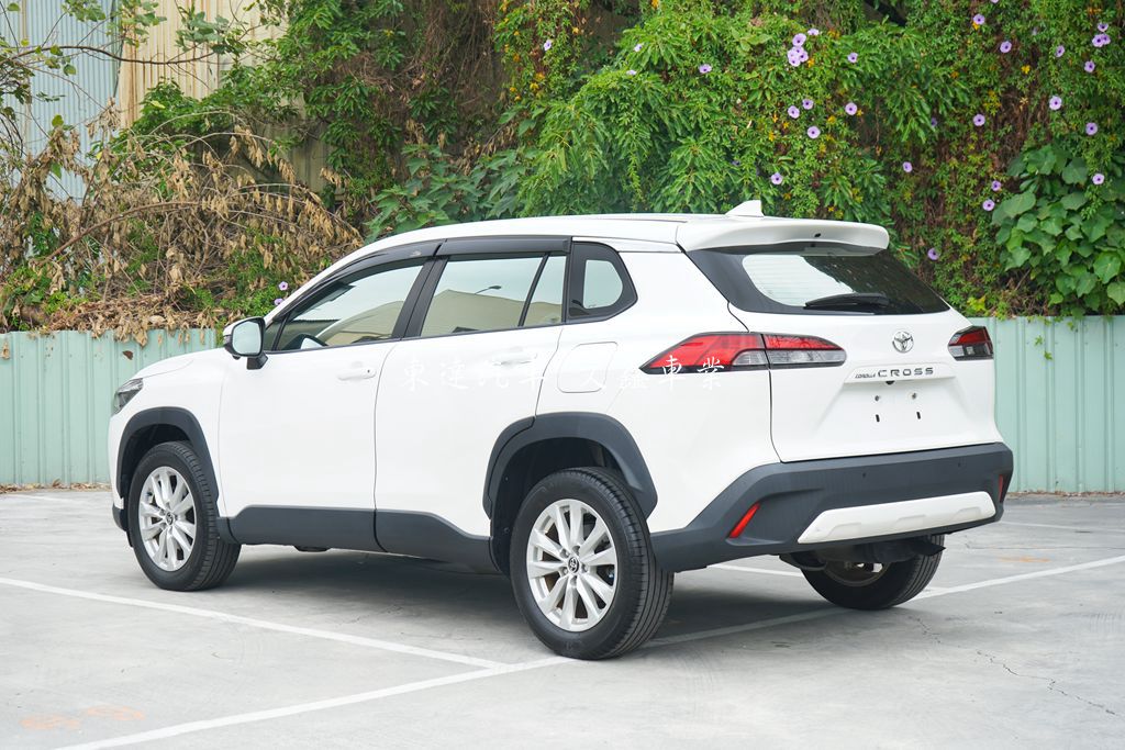Toyota 2022 Corolla Cross 1.8尊爵6