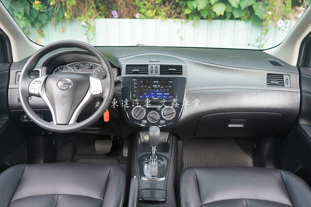 Nissan 2022 Tiida 5D 1.6豪華版14