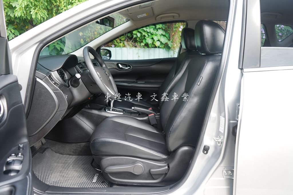 Nissan 2022 Tiida 5D 1.6豪華版9