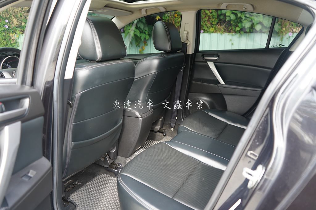 Mazda 2014 馬3 2.0尊貴型 10