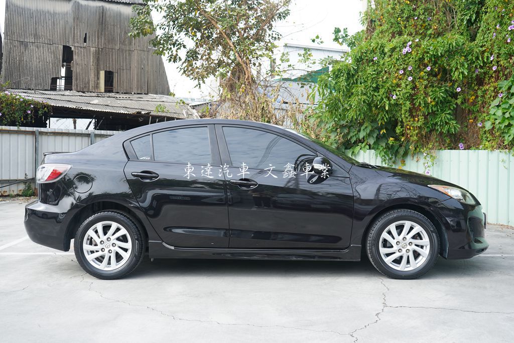 Mazda 2014 馬3 2.0尊貴型 3