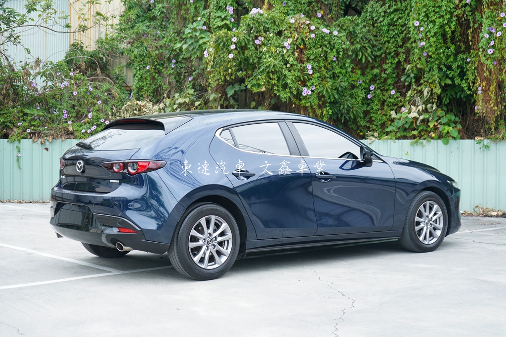 MAZDA 2021年馬3 5D 2.0頂級型4