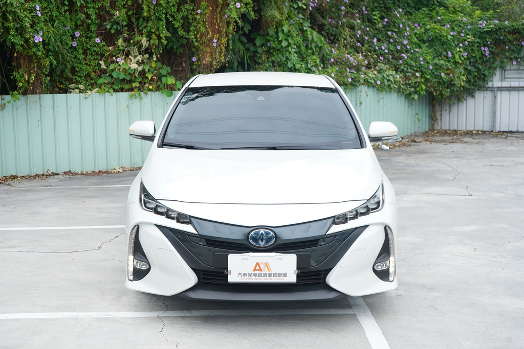 TOYOTA 2022年 PRIUS PHV 1.8 旗艦1