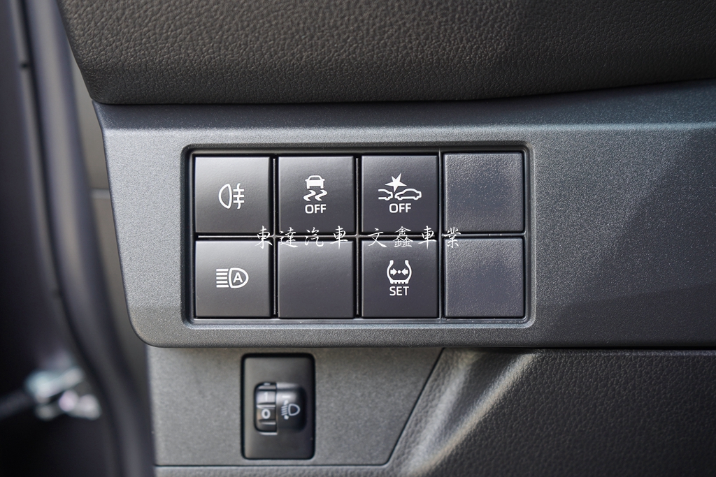 TOYOTA 2024 YARIS CROSS 1.5 酷動版14