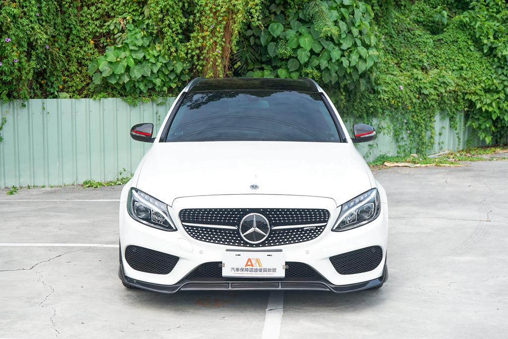 M-BENZ 2018年 C200 2.0 Sedan1