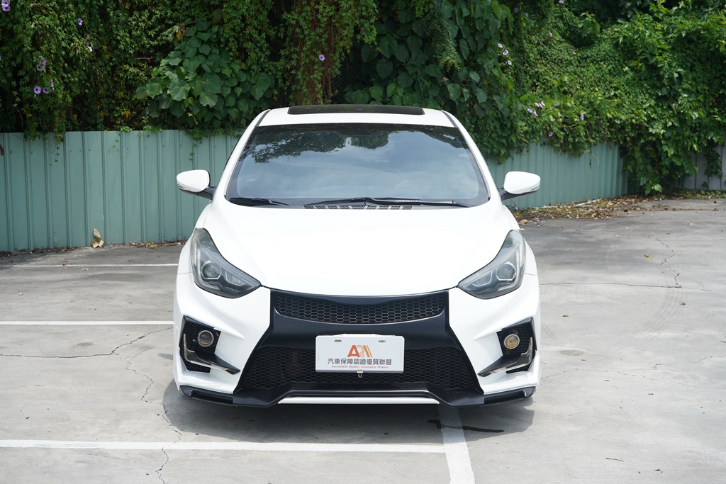 現代 2014 ELANTRA 1.8 GLS旗艦型1