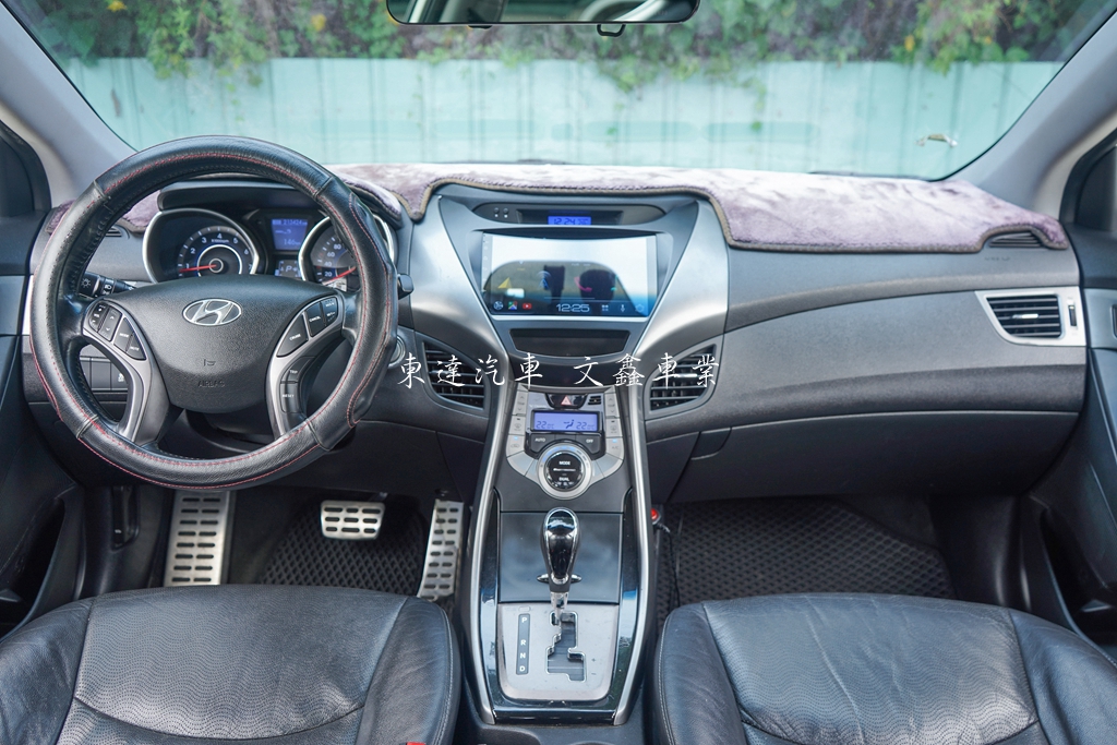現代 2014 ELANTRA 1.8 GLS旗艦型14
