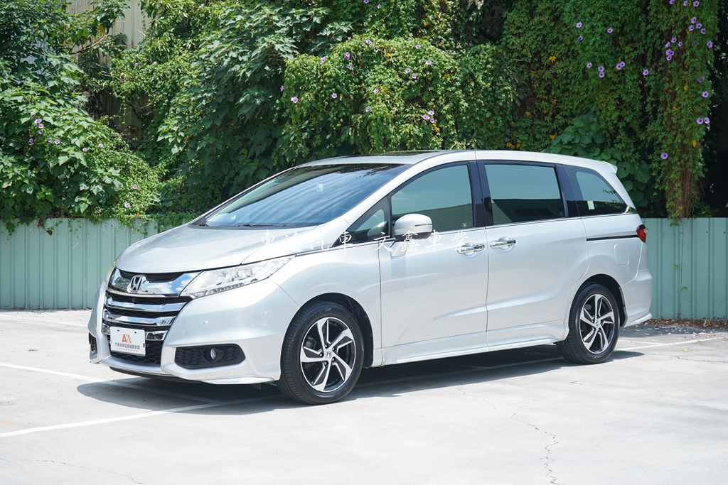 Honda 2016年 Odyssey 2.4 Apex0
