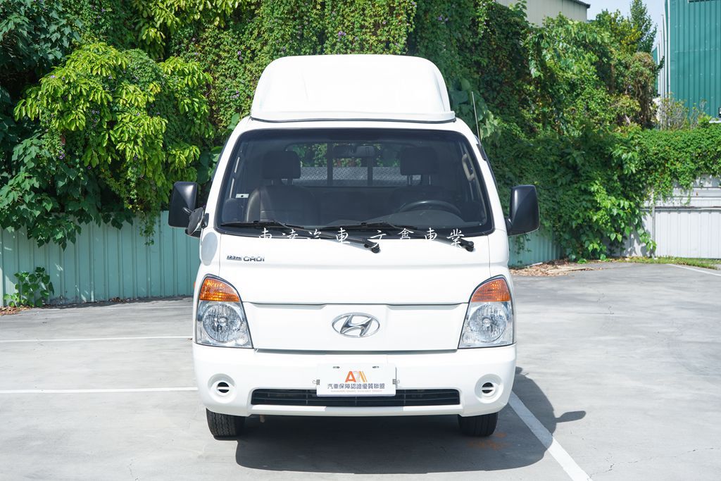 HYUNDAI 2012 小霸王PORTER 2.5手排1