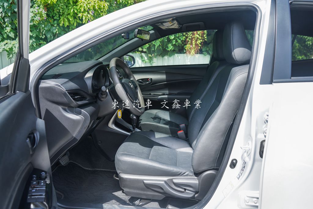 TOYOTA 2023 YARIS 1.5經典 9