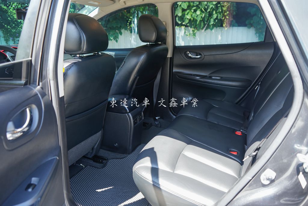 NISSAN 2014 TIIDA 5D 1.6豪華10