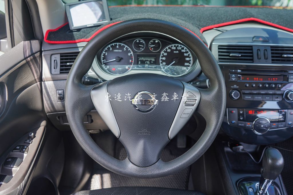 NISSAN 2014 TIIDA 5D 1.6豪華14