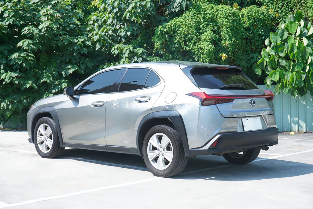 2021 Lexus UX250h 2.0豪華版6