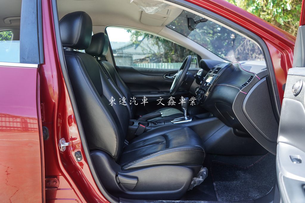 Nissan 2016 Tiida 5D 1.6傳奇版13