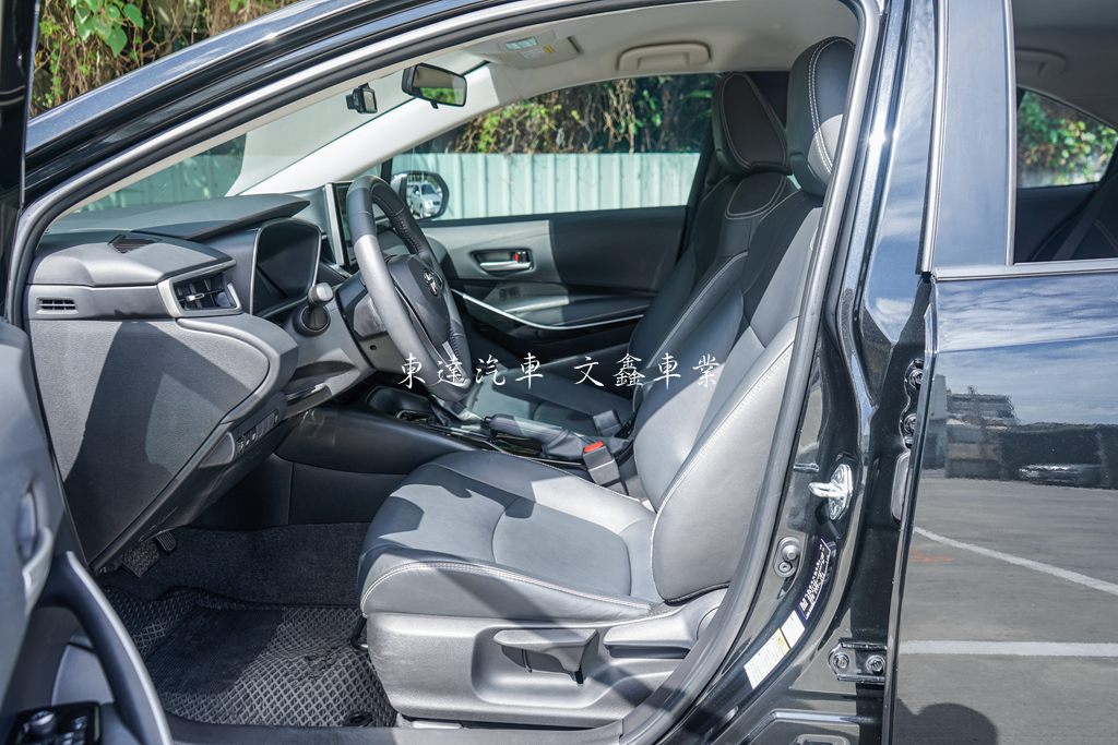 Toyota 2023 Corolla Altis 1.8 Hybrid尊爵9