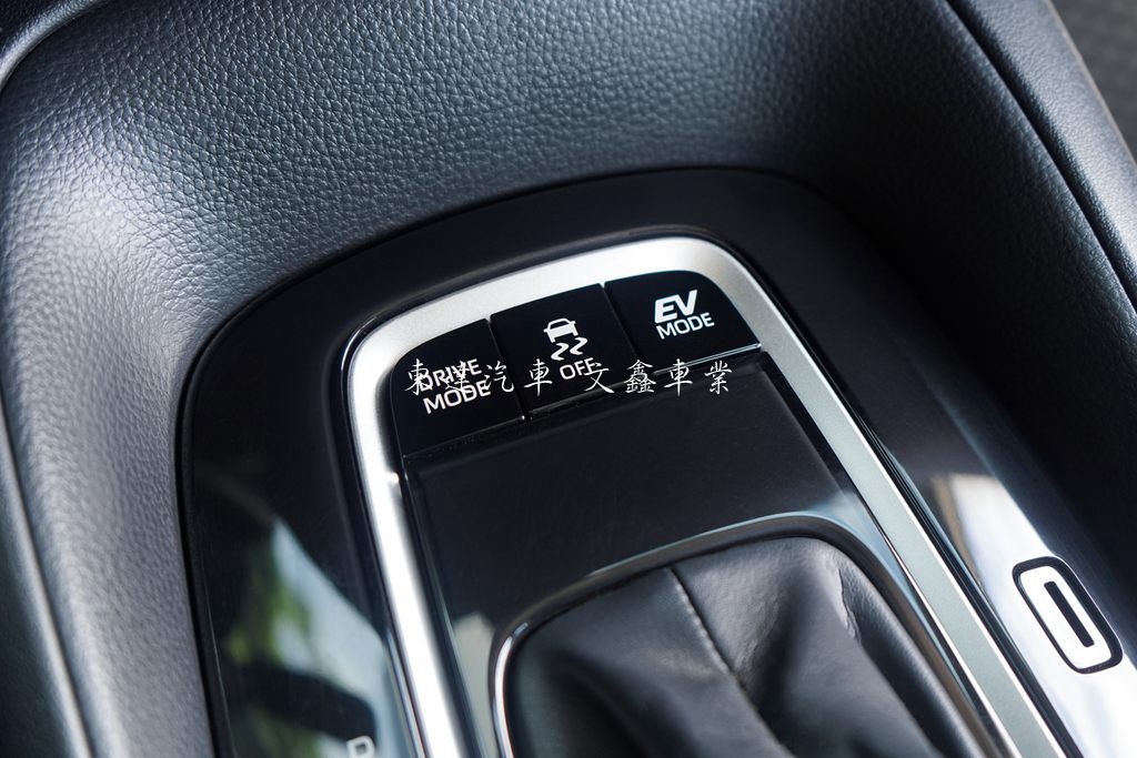 Toyota 2023 Corolla Altis 1.8 Hybrid尊爵19