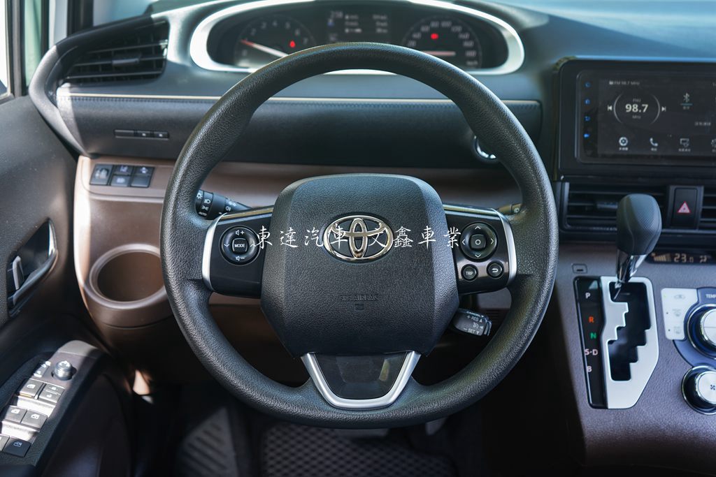 Toyota 2023 Sienta 5人座 1.8豪華＋14