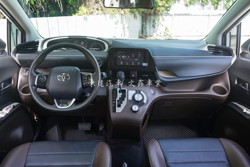 Toyota 2023 Sienta 5人座 1.8豪華＋13