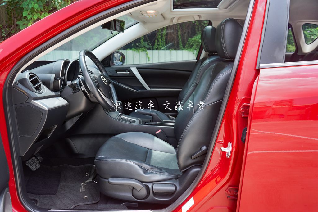2010 Mazda 3 5D 2.0 頂級型9