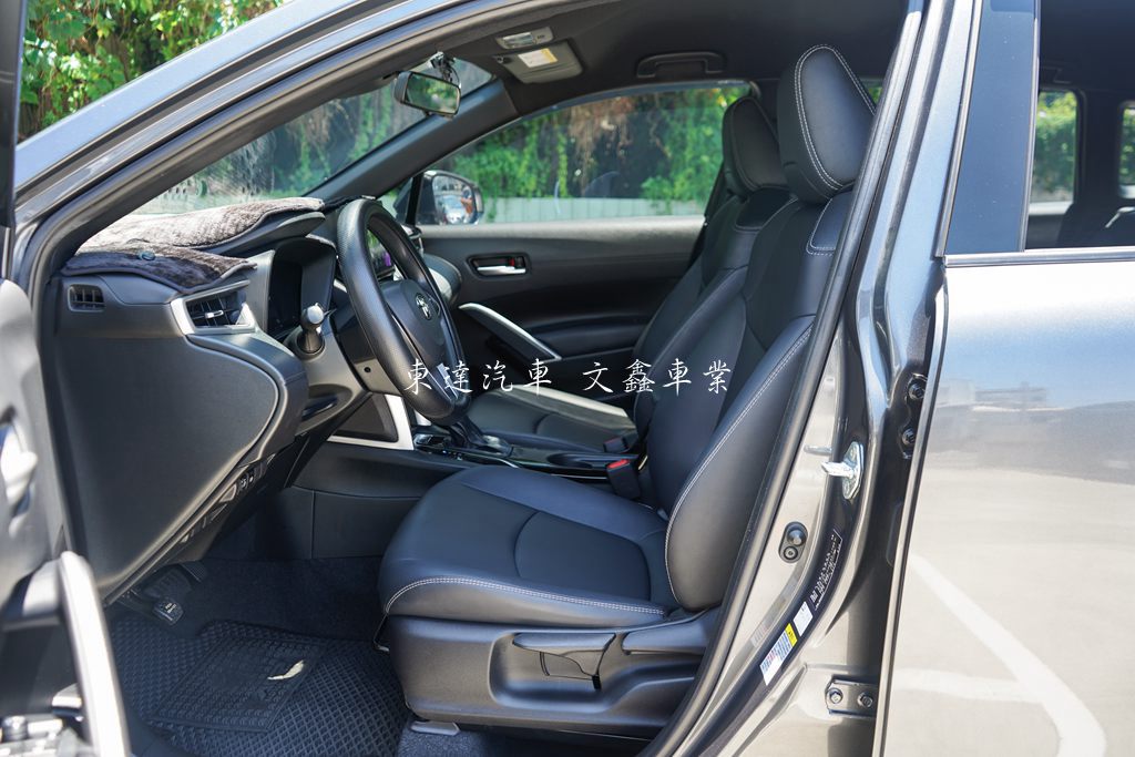 TOYOTA 2022 Corolla Cross 1.8尊爵9
