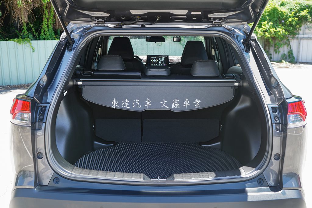 TOYOTA 2022 Corolla Cross 1.8尊爵8