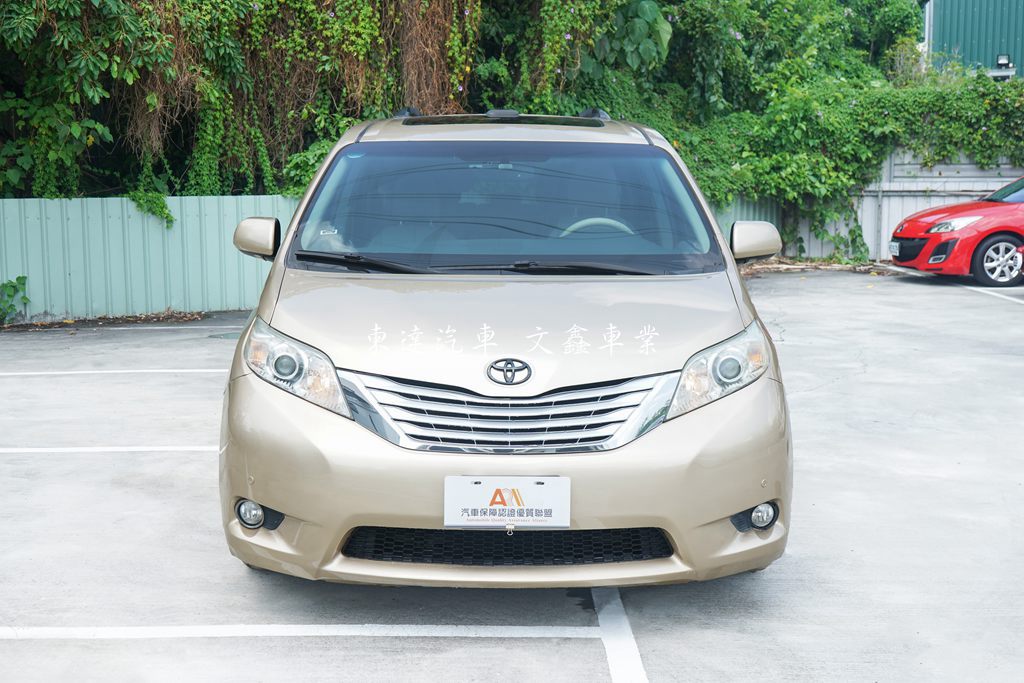 TOYOTA 2010 SIENNA 3.5 LIMITED｜豪華七人座1