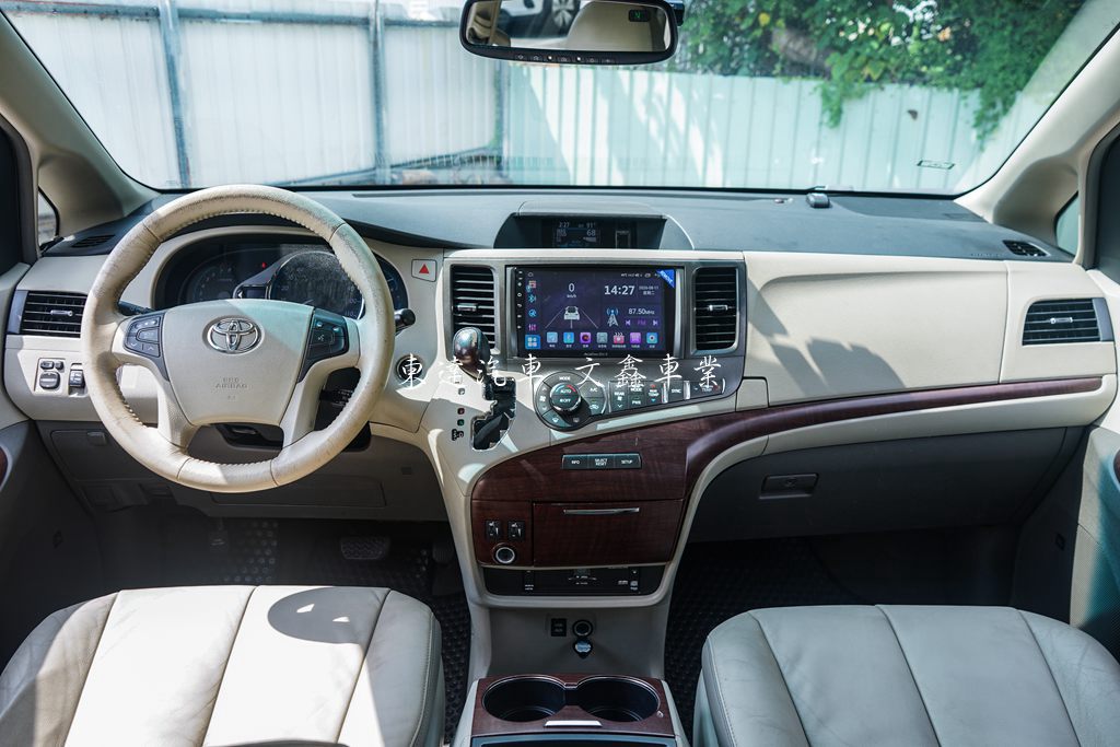 TOYOTA 2010 SIENNA 3.5 LIMITED｜豪華七人座11