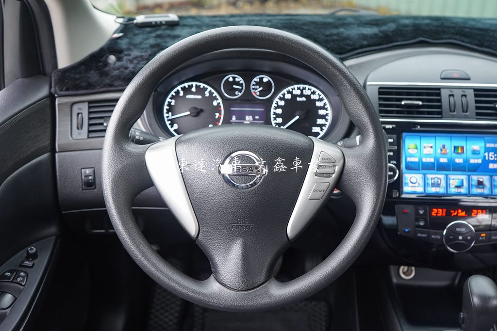 NISSAN 2016 TIIDA 5D 1.6豪華影音版15