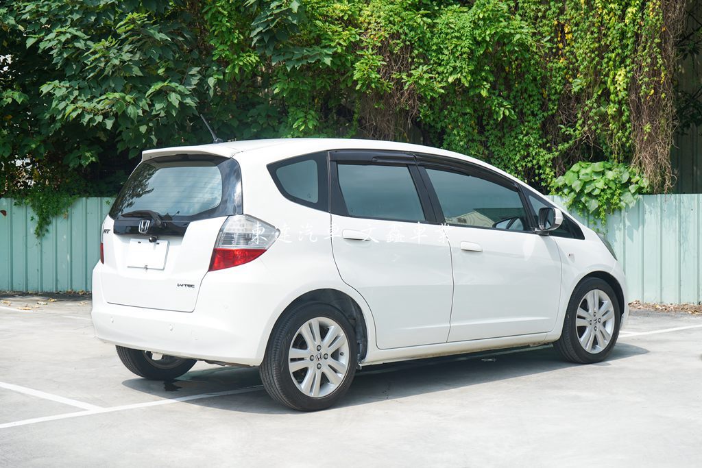 Honda 2010  Fit VTi 1.54