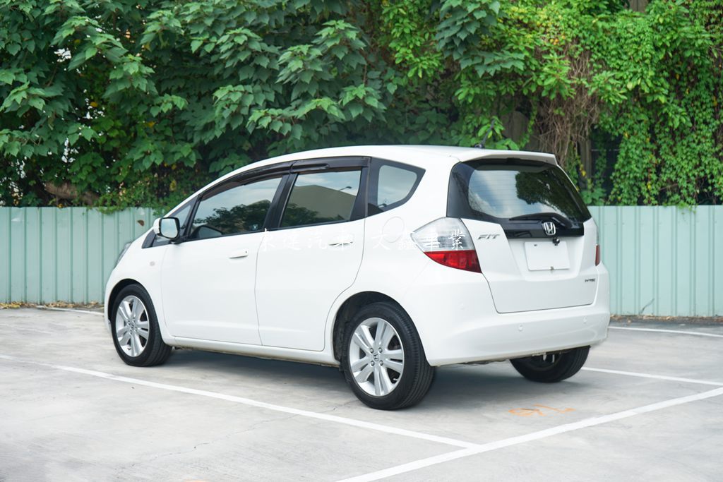 Honda 2010  Fit VTi 1.56