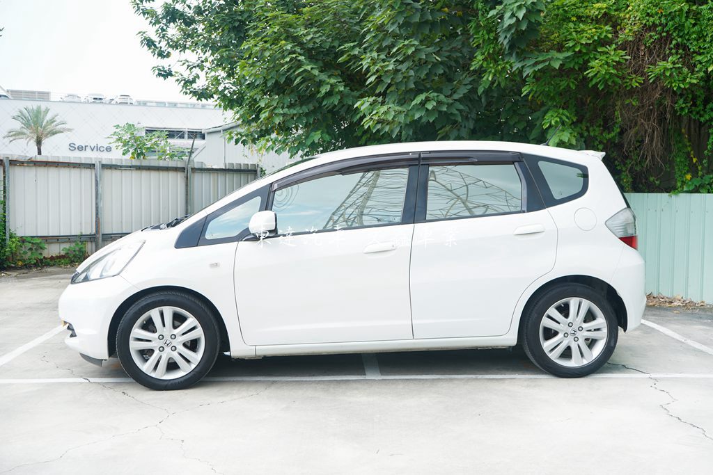 Honda 2010  Fit VTi 1.57