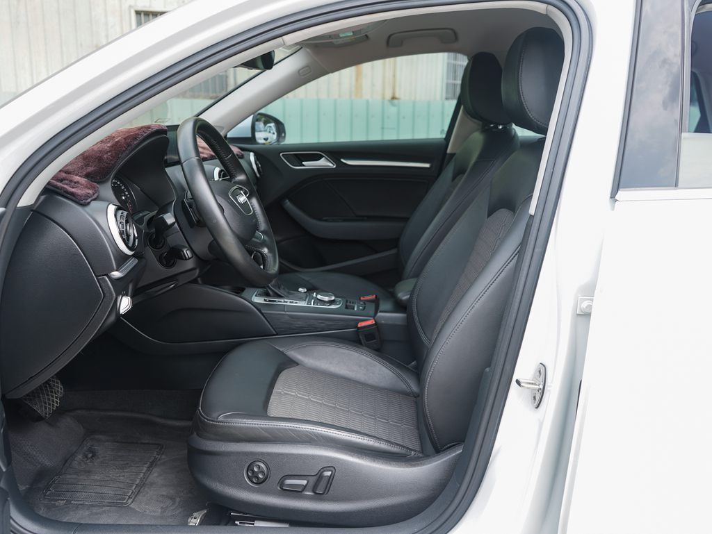 Audi 2016 A3 Sedan 30 TFSI 1.4L8