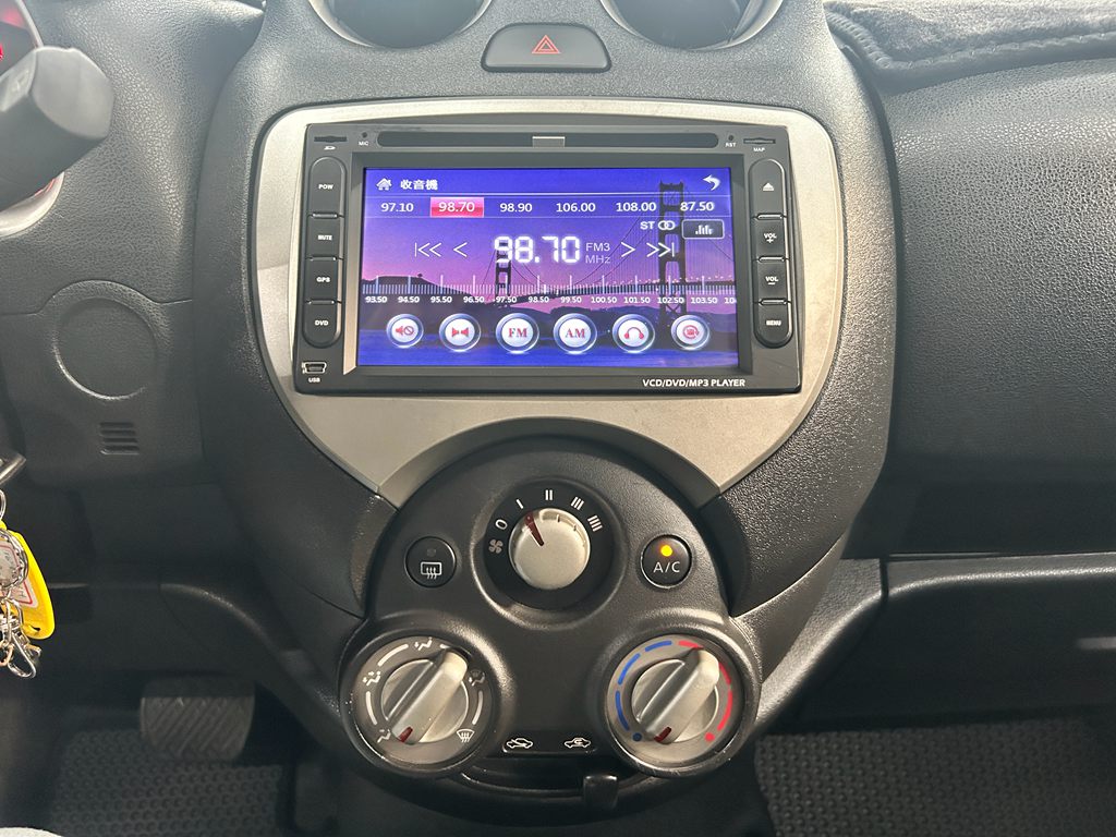 2016 Nissan March 1.5傳奇版16