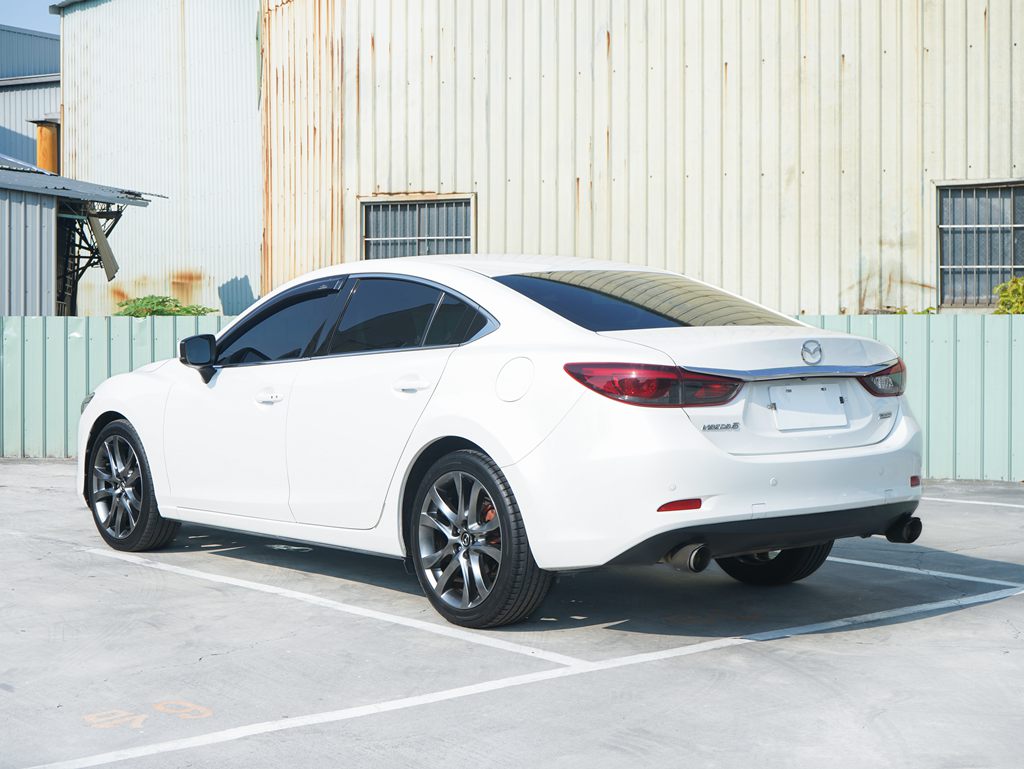 2017 Mazda 6 SKY-G 2.0頂級型4