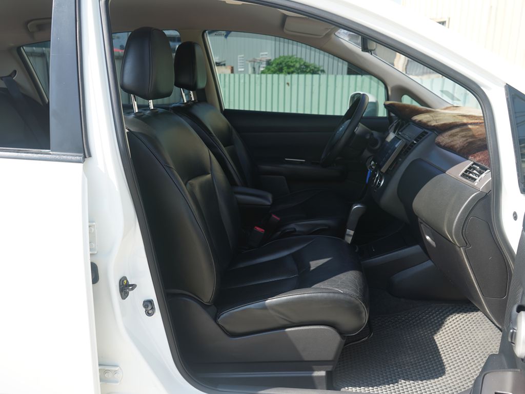 2010 Nissan 日產 Tiida 1.8 5D B15