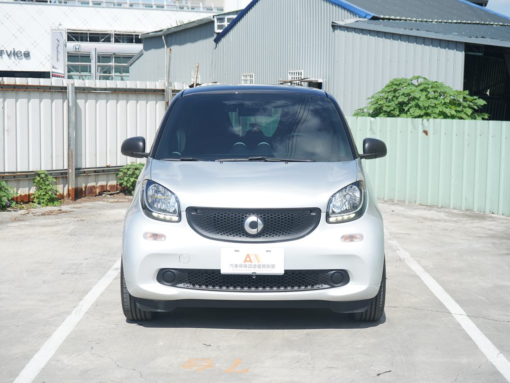 2017 Smart Fortwo 1.0L1