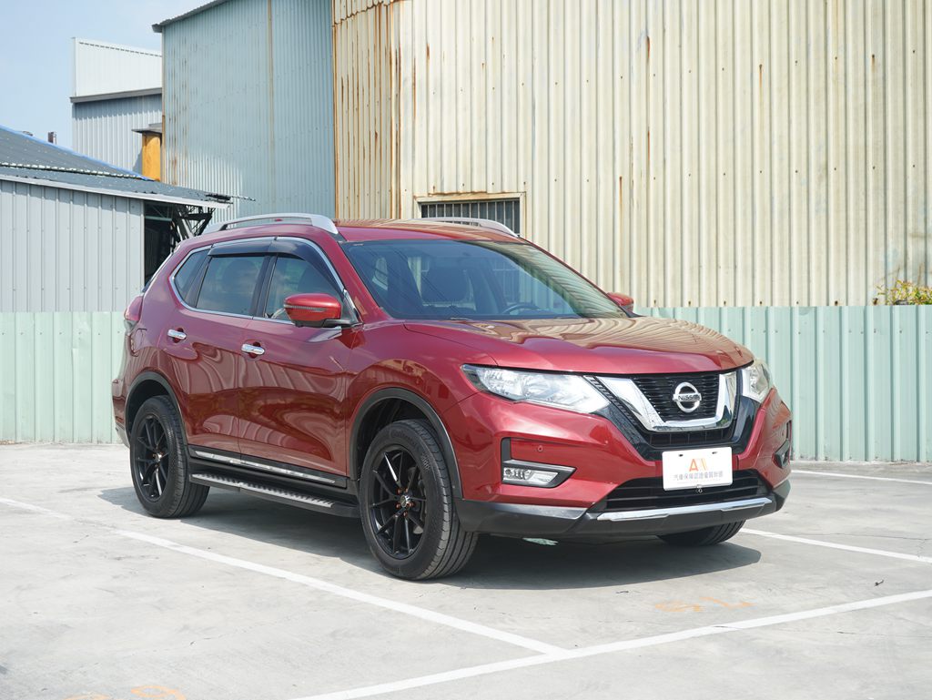 2019 Nissan X-Trail 2.0 2WD 玩美影音版0